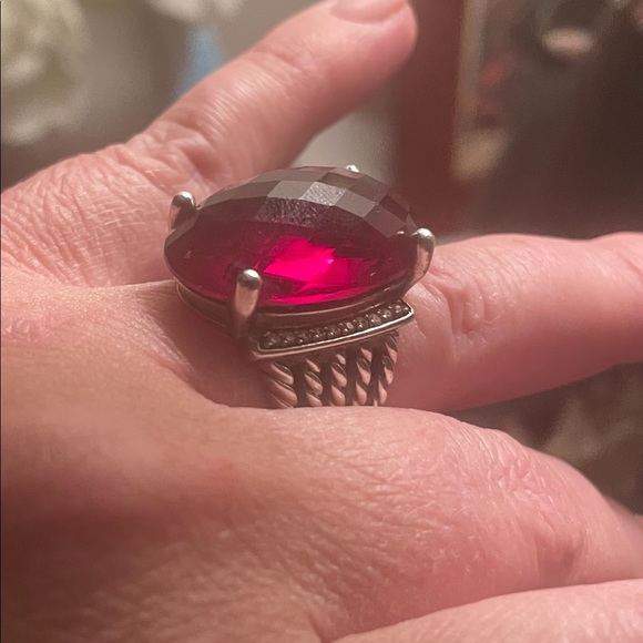 COPY - Gorgeous David Yurman Ring Size 7 - Picture 3 of 5